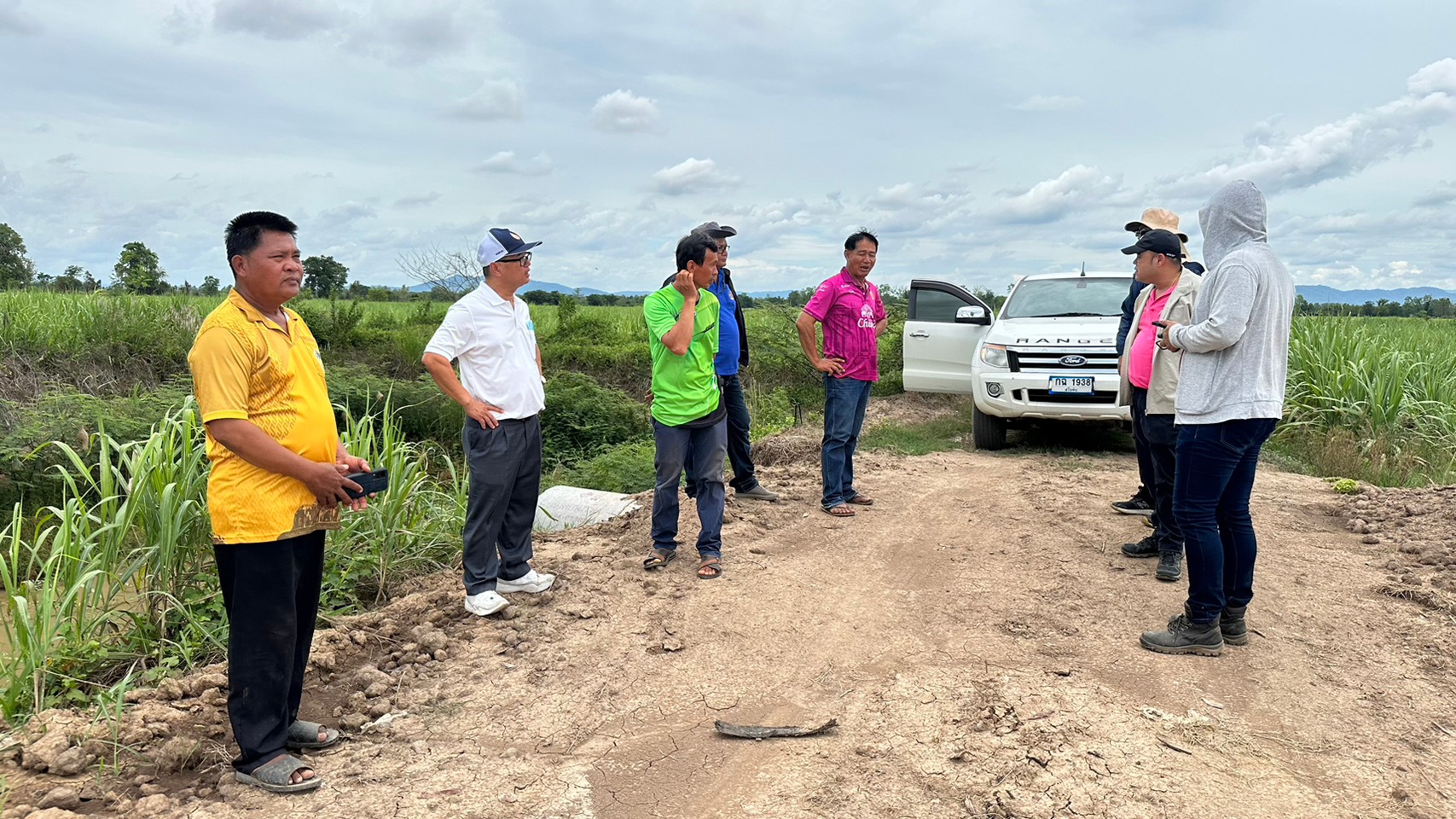 title - สำรวจความเหมาะสมงานพัฒนาโครงสร้างพื้นฐานในเขตปฏิรูปที่ดินจังหวัดสุโขทัย